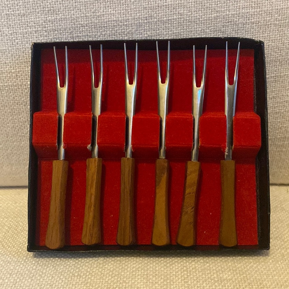 MCM Teak Wood Hors D’oeuvres Cocktail Forks